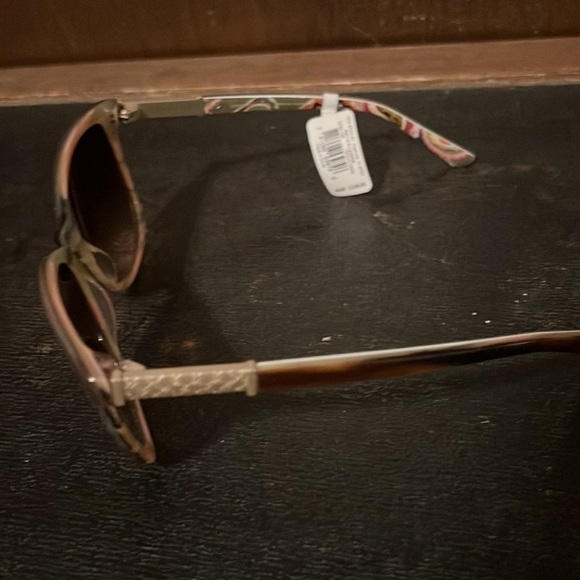 VERA bradley sunglasses NWT main image 4